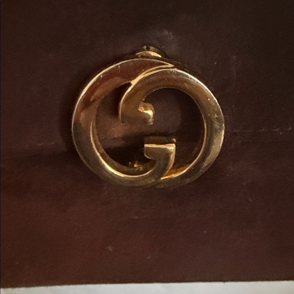 Gucci Brown Suede Crossbody Bag with Gold Chain - Picture 3 of 15